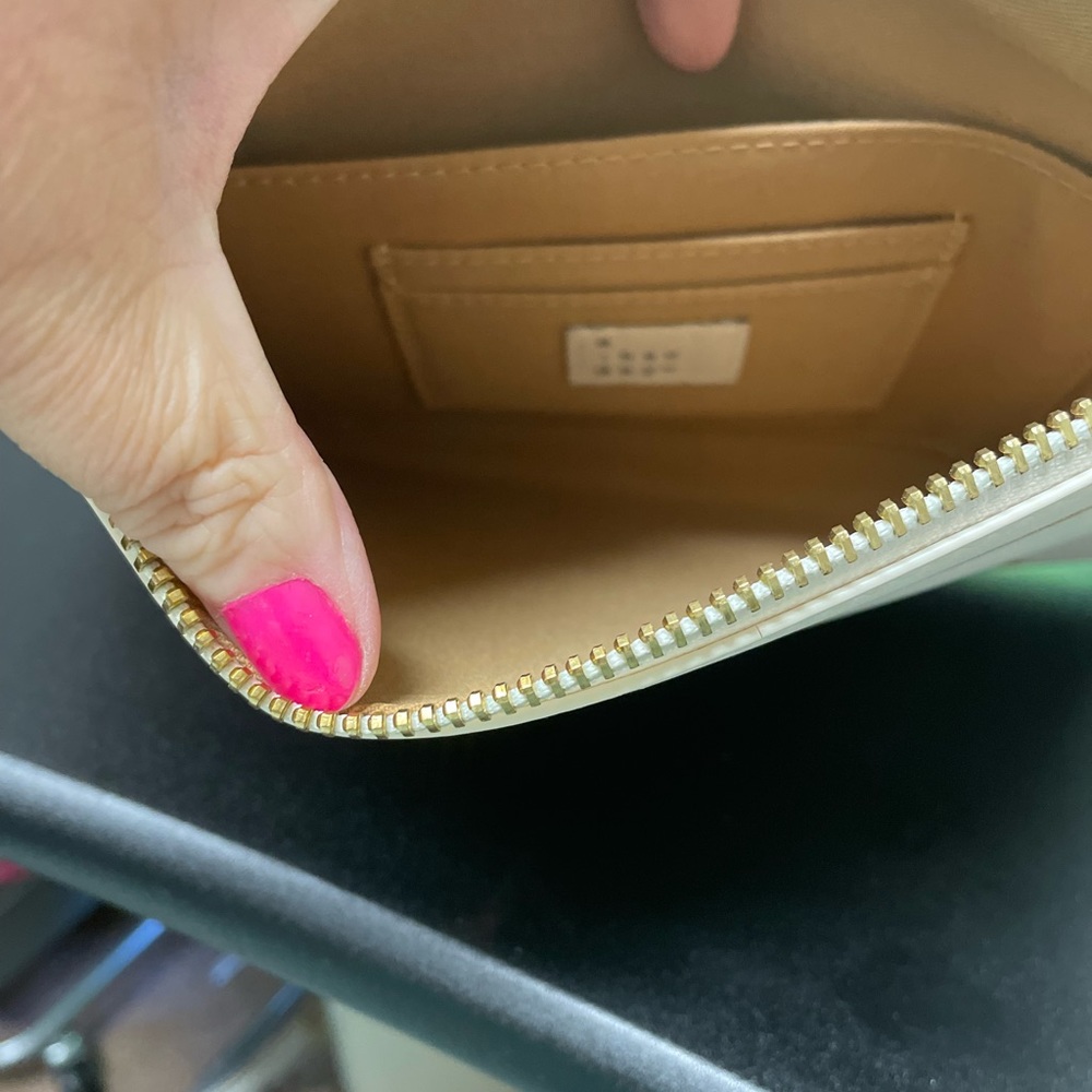 Large flat wristlet from Target - Picture 5 of 6